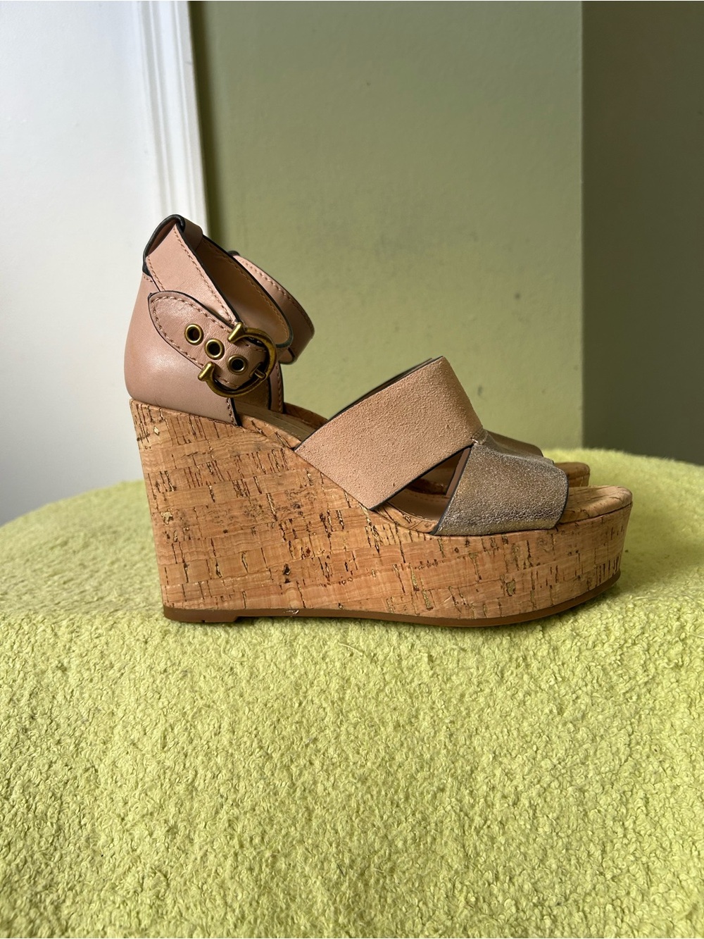 Coach Isia Metallic Wedged Leather Cork Open Toe Sz 6 Like New
